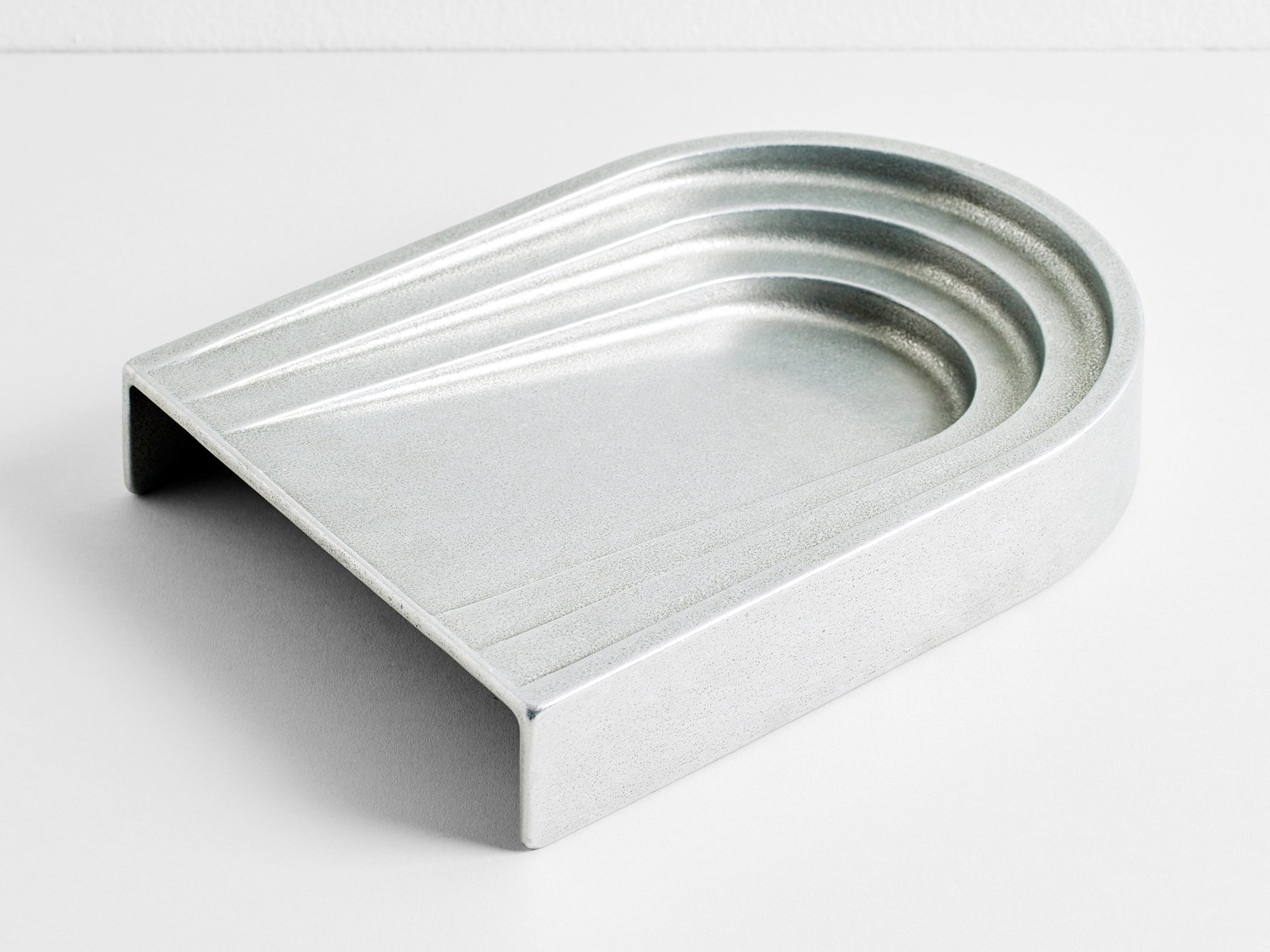 Thoronet Dish - Aluminium